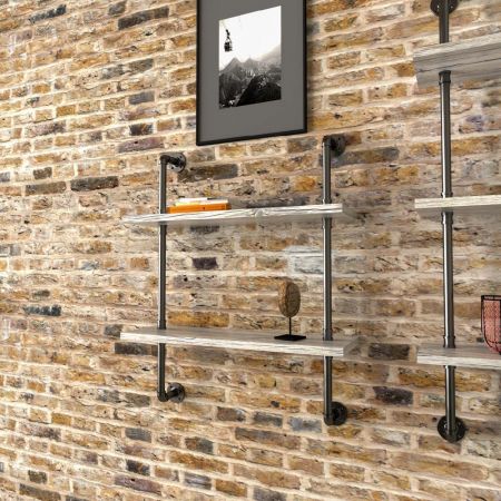 De nabewerking van de waterleiding op het stucwerk kan naar wens van de klant worden vervangen. Met gangbare zandstraal- en galvaniseerbehandelingen kunnen zelfs de kenmerken van het originele gietijzer behouden blijven.